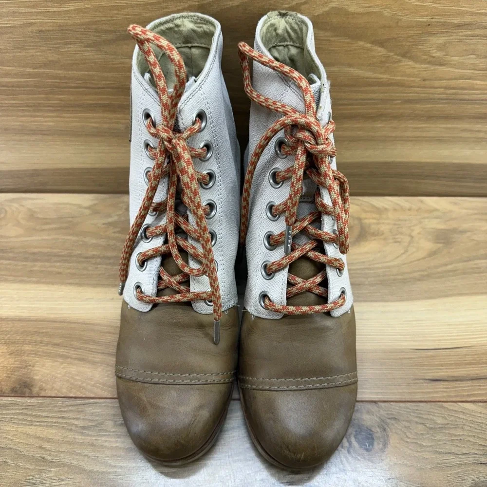 SOREL Joan Of Arctic Lexie Wedge Boots 8 Gray Taupe Waterproof Modern Chic